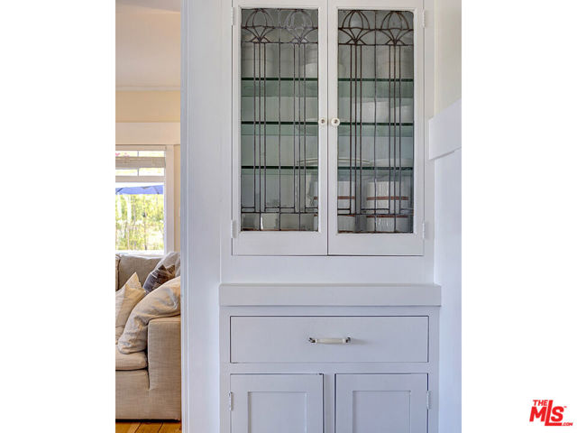 Image 27 of 37 For 111 Dudley Avenue