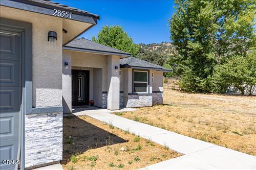 Image 2 for 28551 Bear Valley Rd, Tehachapi, CA 93561