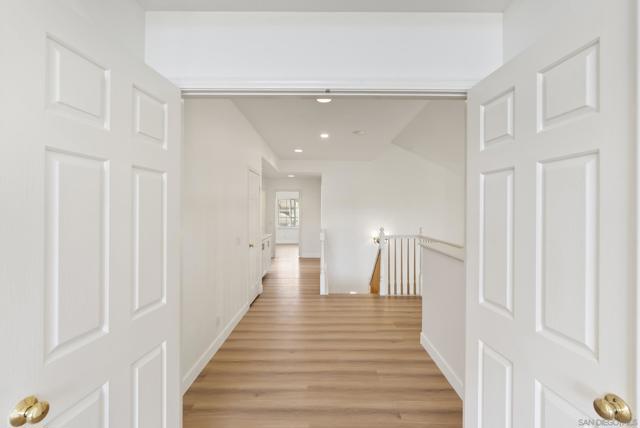 Image 32 of 48 For 6927 Wildrose Ter