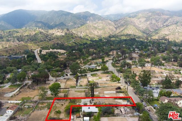 3359 Glenrose Avenue, Altadena CA: https://media.crmls.org/mediaz/a9e02ceb-8d94-4d30-830a-36709138a358.jpg