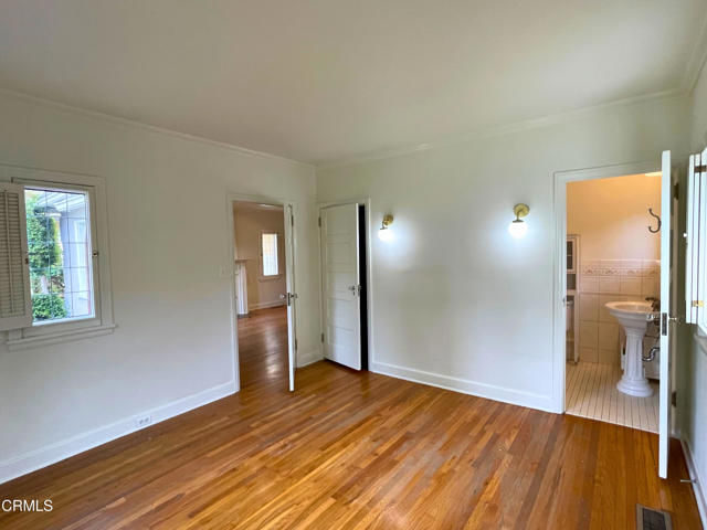 Detail Gallery Image 15 of 24 For 31 Oak Knoll Gardens Dr, Pasadena,  CA 91106 - 2 Beds | 2 Baths