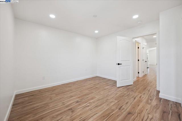 917 Channing Way, Berkeley CA: https://media.crmls.org/mediaz/a9e053e2-3f95-4043-97b5-e9fb2c1fa76c.jpg