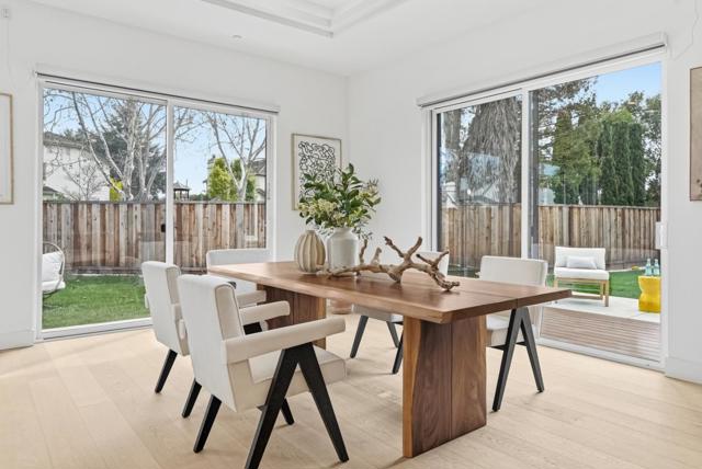 395 Martens Avenue, Mountain View CA: https://media.crmls.org/mediaz/a9e1b237-9915-42cb-91df-991a7ecf13ef.jpg