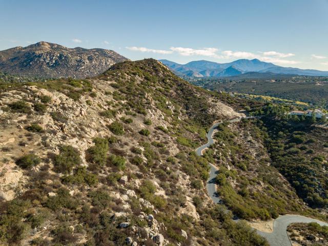 0 Camino Arriba, Ramona CA: https://media.crmls.org/mediaz/a9e1e562-f312-4022-aa6c-58884979c20d.jpg