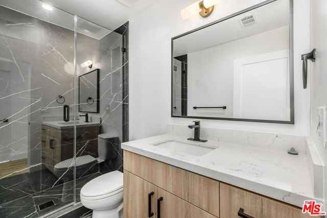 4454 Clinton Street, Los Angeles CA: https://media.crmls.org/mediaz/a9e2f7d1-f8ac-49e7-9d0f-5182462bb4cf.jpg