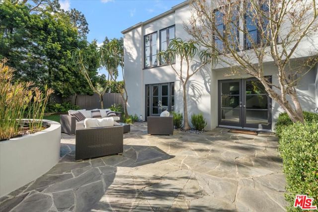 3055 Nichols Canyon Road, Los Angeles CA: https://media.crmls.org/mediaz/a9e31bd6-2dcd-4cdb-996b-8e4bb1e61f21.jpg