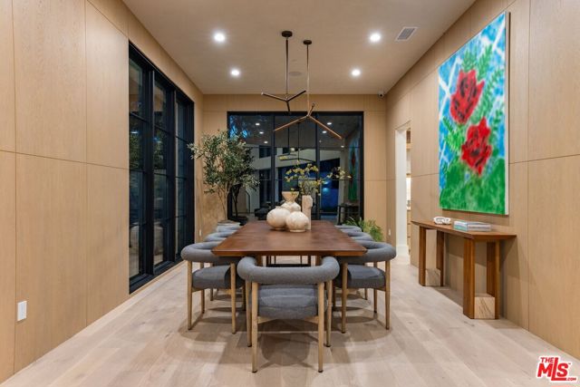 1749 Mandeville Lane, Los Angeles CA: https://media.crmls.org/mediaz/a9e370f2-4405-46bc-b01f-26e9dd0c437f.jpg