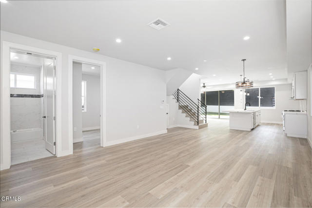 10758 Nassau Avenue, Sunland (los Angeles), CA, 91040 10758 Nassau Avenue, Sunland (los Angeles), CA, 91040