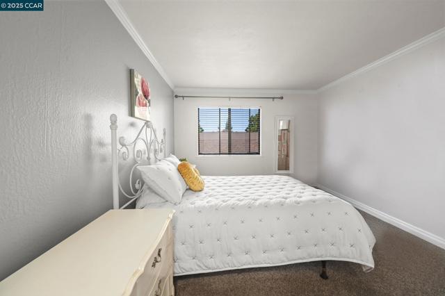 1411 Marchbanks Dr, Walnut Creek CA: https://media.crmls.org/mediaz/a9e52d2a-cddb-462e-a983-abfbc4bce8a7.jpg