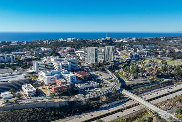 3550 Lebon Dr, San Diego CA: https://media.crmls.org/mediaz/a9e5575a-5dfc-4770-9671-633369c5cf93.jpg