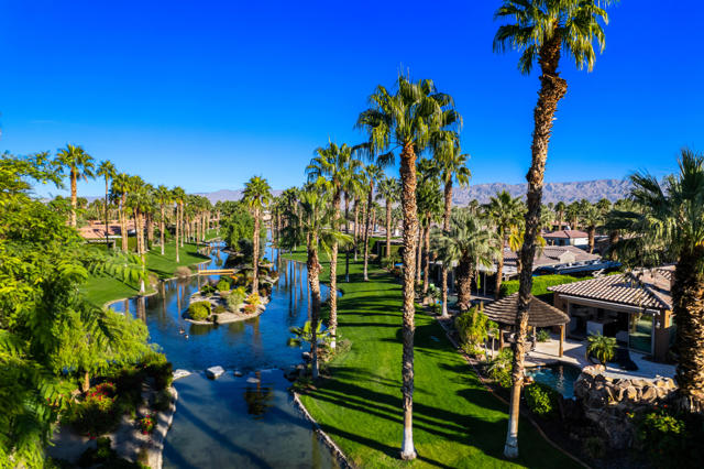 48170 Hjorth Street, Indio CA: https://media.crmls.org/mediaz/a9e5c8b8-17e3-4522-8f79-ee0c1e3b345a.jpg