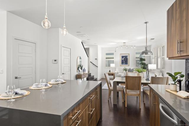 7853 Inception Way, San Diego CA: https://media.crmls.org/mediaz/a9e72f2c-0fb1-4681-9ede-b9f8c312d211.jpg