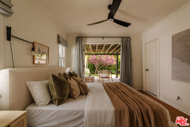3707 Glenfeliz Boulevard, Los Angeles CA: https://media.crmls.org/mediaz/a9e76605-5640-430b-82fa-2a2ff9997678.jpg