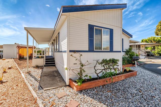 1580 Balein Court, Hayward CA: https://media.crmls.org/mediaz/a9e90e72-c6ae-47a8-8279-018e19e9ace3.jpg