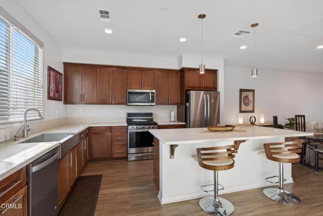 Detail Gallery Image 15 of 53 For 374 Serra St, Camarillo,  CA 93010 - 3 Beds | 3/1 Baths