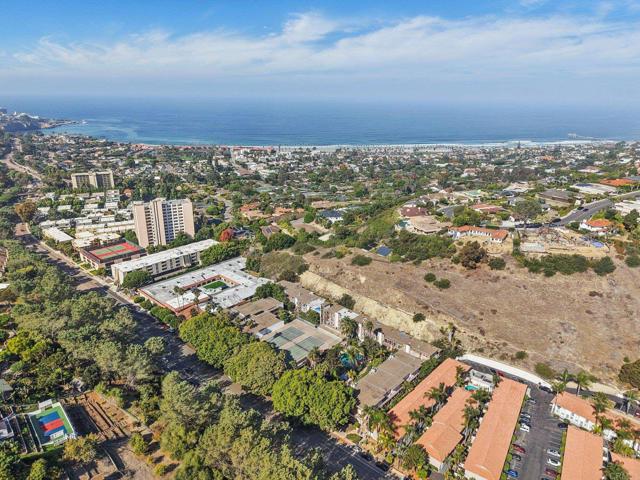 2600 Torrey Pines Road, La Jolla CA: https://media.crmls.org/mediaz/a9e9e430-3edc-412f-853c-79c176e1ca1b.jpg