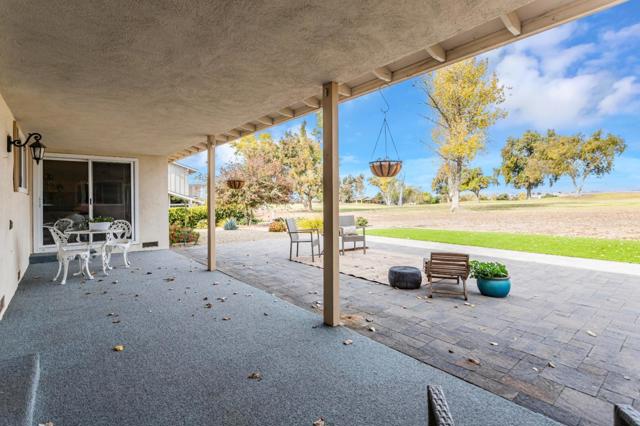690 Ridgemark Drive, Hollister CA: https://media.crmls.org/mediaz/a9ea0b3d-7941-4ada-b5de-9593ee867682.jpg