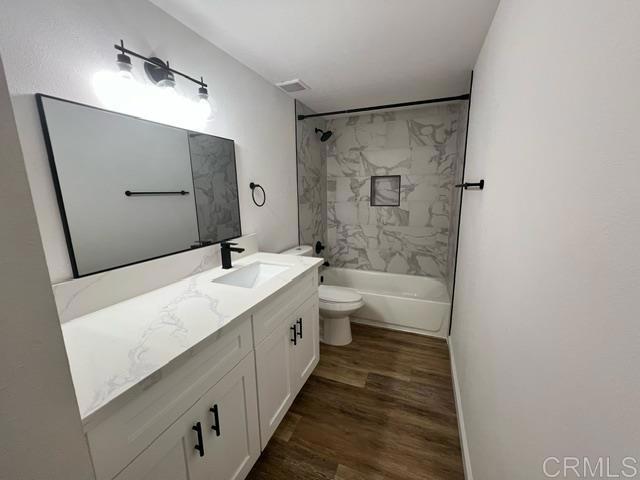 Detail Gallery Image 11 of 14 For 8535 Lemon Ave, La Mesa,  CA 91941 - 3 Beds | 2 Baths
