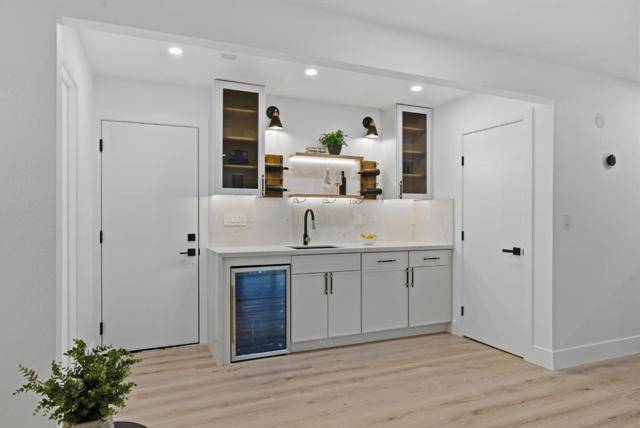 422 Liquidambar Way, Sunnyvale CA: https://media.crmls.org/mediaz/a9ea54fc-33ea-4de9-b471-e0c514dc6a26.jpg