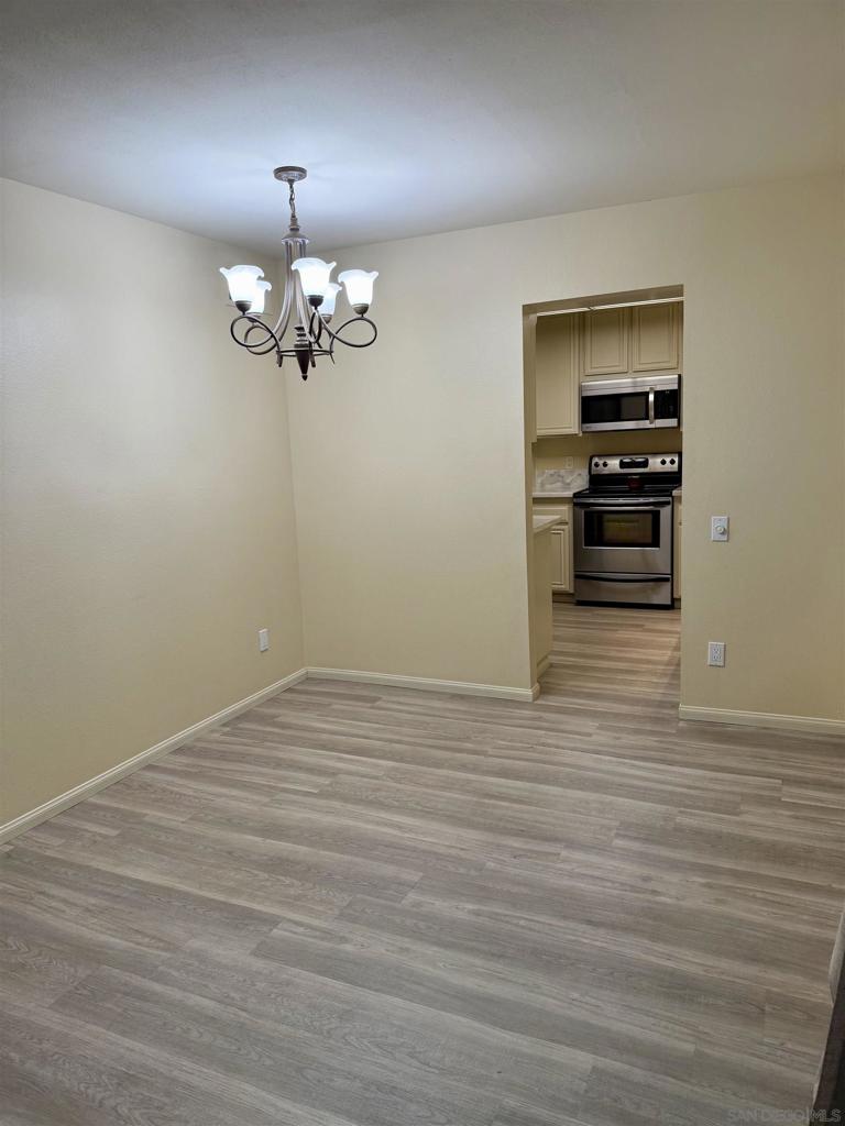 11195 Madrigal St - photo 5