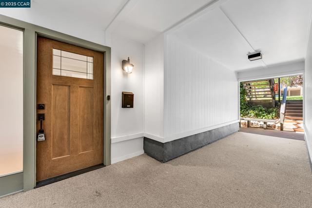 1200 Leisure Ln, Walnut Creek CA: https://media.crmls.org/mediaz/a9ebc15b-ad66-4452-93de-585fd9a3b7d4.jpg