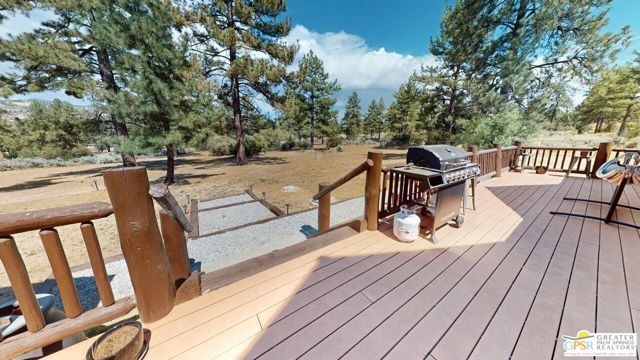 60164 Devils Ladder Road, Mountain Center CA: https://media.crmls.org/mediaz/a9ebf5ba-080f-4bf8-8861-60a7861081cd.jpg