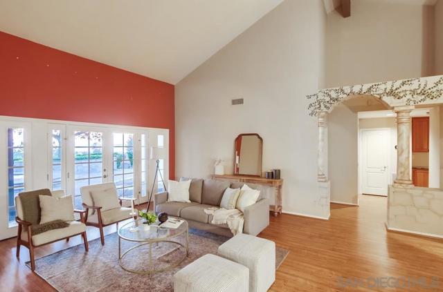14442 Ranch Trail Drive, El Cajon CA: https://media.crmls.org/mediaz/a9ed40f0-d237-4dc3-b130-b3c59498da13.jpg