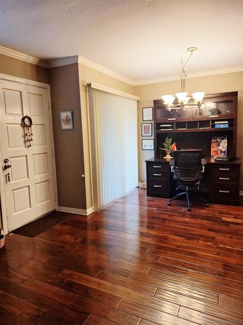 699 Ascot Dr, Vista CA: https://media.crmls.org/mediaz/a9ee8c0f-825f-4bc2-8a2e-bbf99847e5b5.jpg