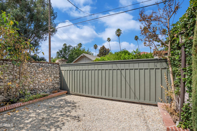 Detail Gallery Image 18 of 28 For 845 S Los Robles Ave, Pasadena,  CA 91106 - 1 Beds | 1 Baths