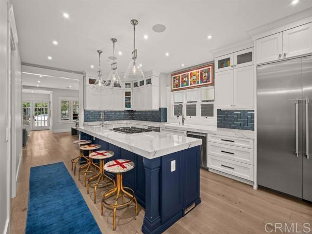 Detail Gallery Image 3 of 54 For 1027 G Ave, Coronado,  CA 92118 - 5 Beds | 3/1 Baths