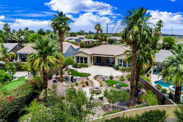 81943 Prism Drive, La Quinta CA: https://media.crmls.org/mediaz/a9eef5f7-248c-4b64-abc0-08dc8fc69f7d.jpg