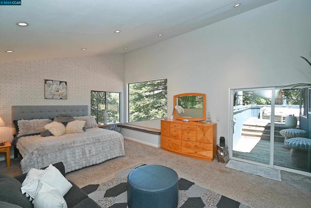 Image 26 of 48 For 4416 Reinhardt Dr