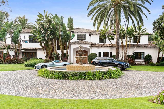 16356 Rambla De Las Flores, Rancho Santa Fe CA: https://media.crmls.org/mediaz/a9f0ff21-b76a-4c20-b60e-d6f420b6c360.jpg
