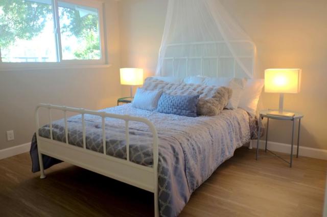 795 E Charleston Road, Palo Alto CA: https://media.crmls.org/mediaz/a9f173a1-47a8-4124-b067-d9fa9065dc71.jpg