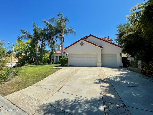 5580 Eagle Point Circle, Westlake Village CA: https://media.crmls.org/mediaz/a9f1f119-211d-4d72-b20d-f10b845e0043.jpg
