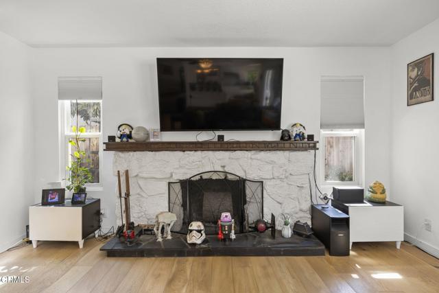 2325 Parkway Drive, Camarillo CA: https://media.crmls.org/mediaz/a9f338dd-c634-4cf5-8df3-39f3844629d6.jpg