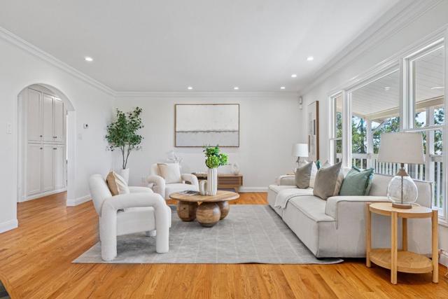 2025 Braemar Road, Oakland CA: https://media.crmls.org/mediaz/a9f3f9ab-1773-4eac-8da5-a30dae98e3df.jpg