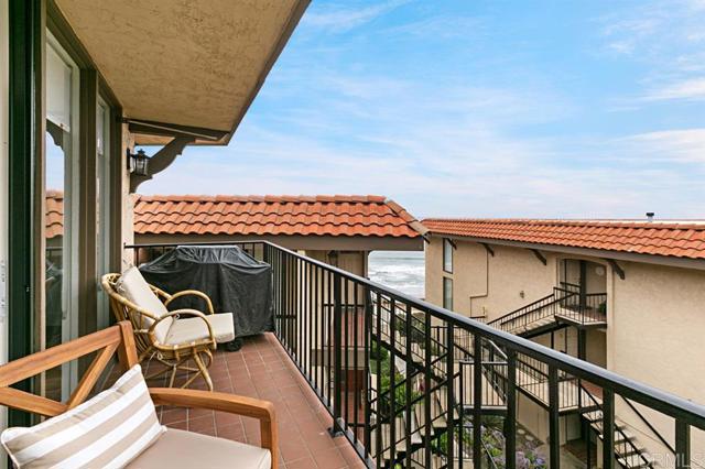 Image 11 of 25 For 190 Del Mar Shores Ter  50