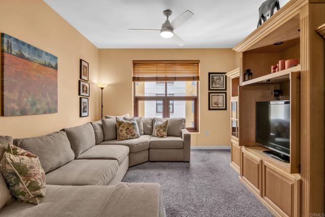 Detail Gallery Image 9 of 25 For 1150 J St #715,  San Diego,  CA 92101 - 1 Beds | 1 Baths