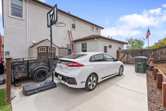 1515 Sunflower Drive, Hollister CA: https://media.crmls.org/mediaz/a9f542f0-3015-4263-95ba-ce49c658de1c.jpg