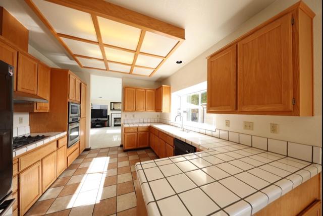 1243 De Cunha Court, Salinas CA: https://media.crmls.org/mediaz/a9f55903-5e58-4936-929a-160b64956d8f.jpg