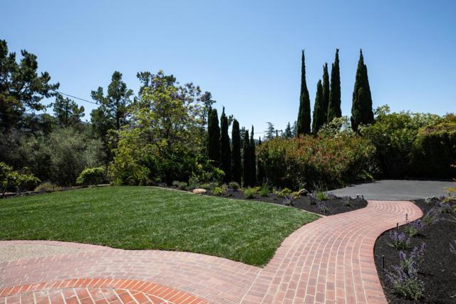 348 Costello Drive, Los Altos CA: https://media.crmls.org/mediaz/a9f658c6-ba8e-42c3-8b9a-92f759b6acdf.jpg