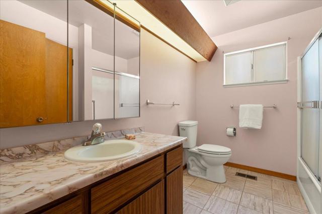 18584 Favre Ridge Road, Los Gatos CA: https://media.crmls.org/mediaz/a9f70816-1ec6-4abf-a2ac-58a403095ea6.jpg