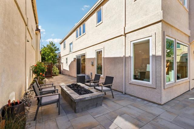 Image 34 of 67 For 2222 Montevoit Court