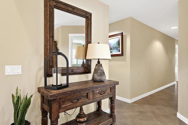 76745 Chrysanthemum Way, Palm Desert CA: https://media.crmls.org/mediaz/a9f8bc5d-8f46-427d-a197-249fbe553763.jpg