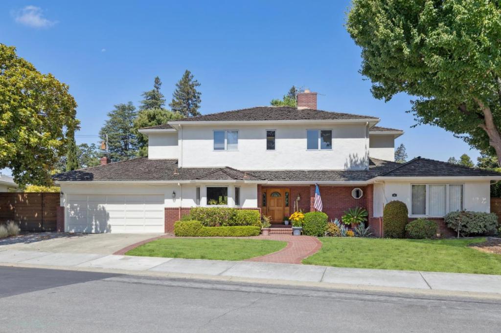 10 Cheryl Place