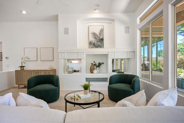44010 Royal Troon Drive Drive, Indio CA: https://media.crmls.org/mediaz/a9fa9962-d14f-4bc9-8bbb-becb59192db1.jpg