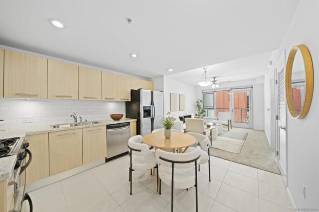 1431 Pacific Hwy, San Diego CA: https://media.crmls.org/mediaz/a9fab219-e175-432c-88de-dfb030e741d6.jpg