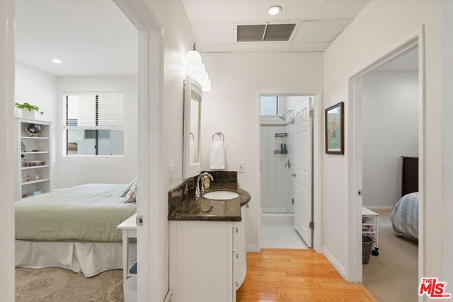2 Bed Home for Sale in Los Angeles, California