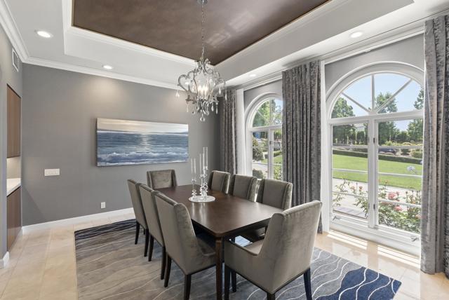 17124 Circa Oriente, Rancho Santa Fe CA: https://media.crmls.org/mediaz/a9fbc75d-6584-446b-9d60-553113873149.jpg